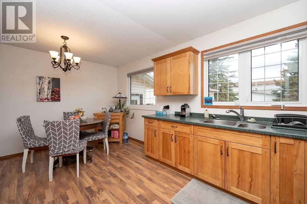 5318 43 AVENUE Image 5
