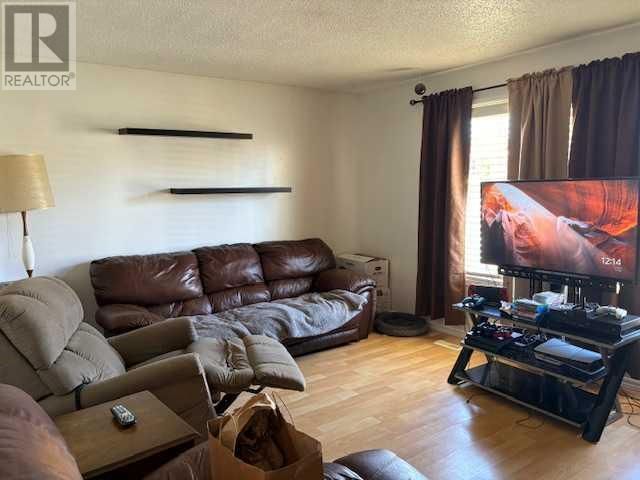 115 Cayuga Crescent West Lethbridge, Alberta