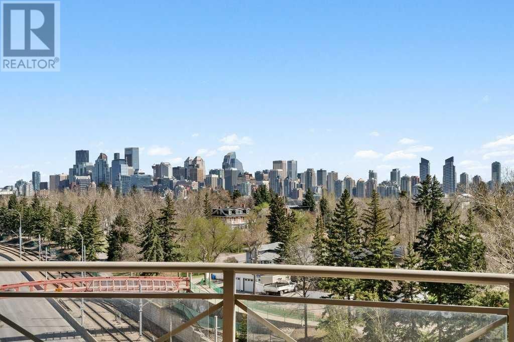 1726 14 AVENUE NORTHWEST Image 2