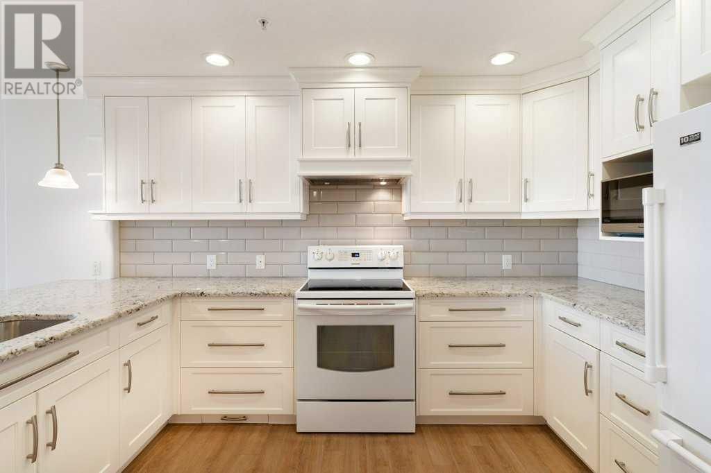 1726 14 AVENUE NORTHWEST Image 4