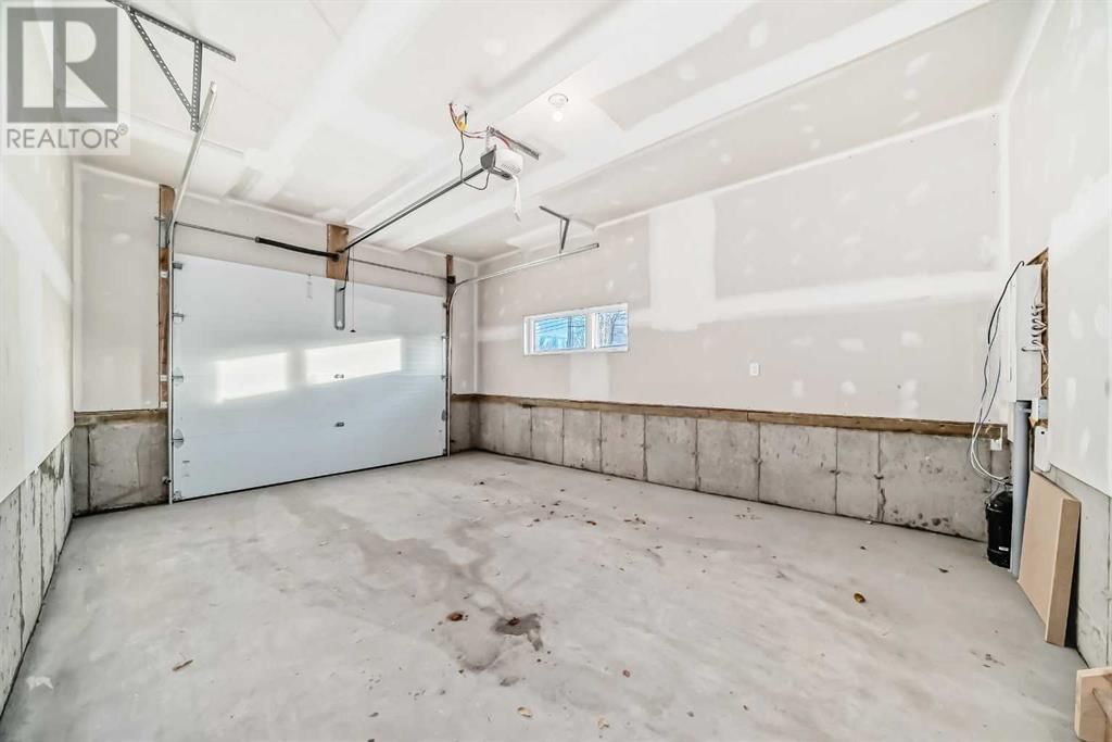 3404 8 AVENUE Image 10
