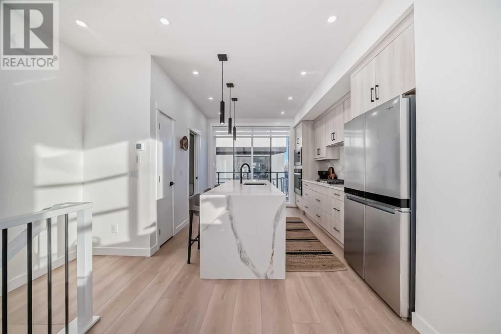 3404 8 AVENUE Image 5