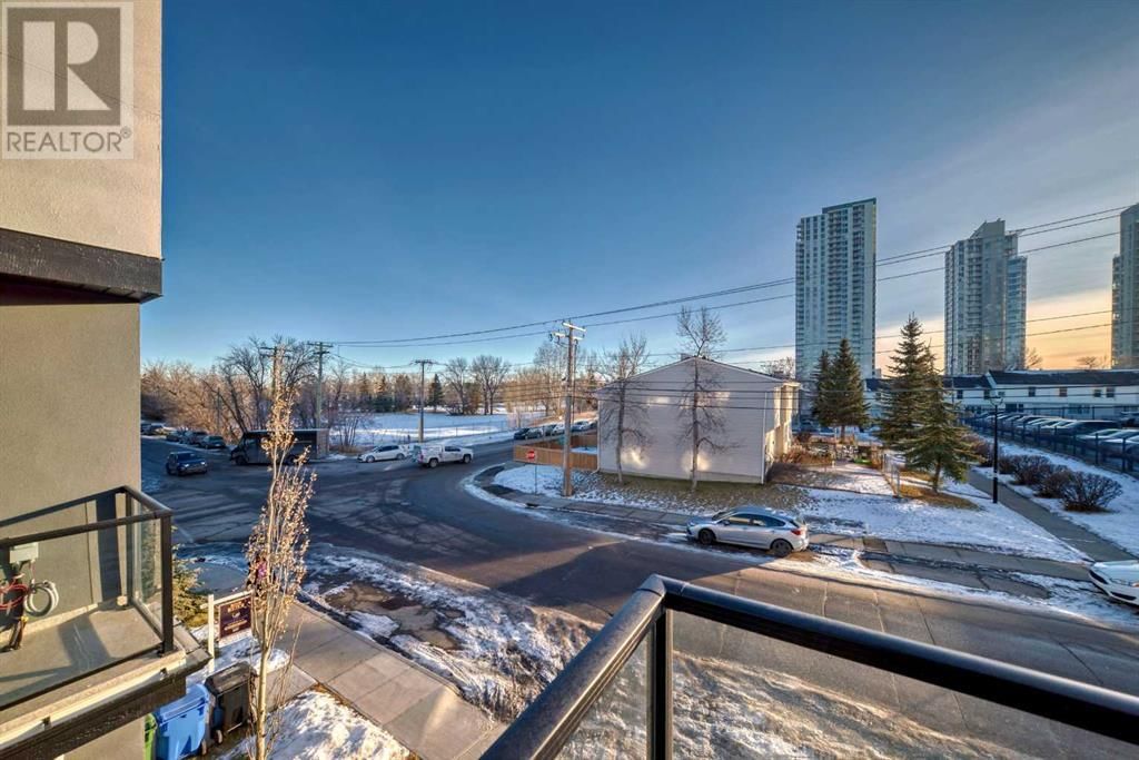 3404 8 AVENUE Image 8