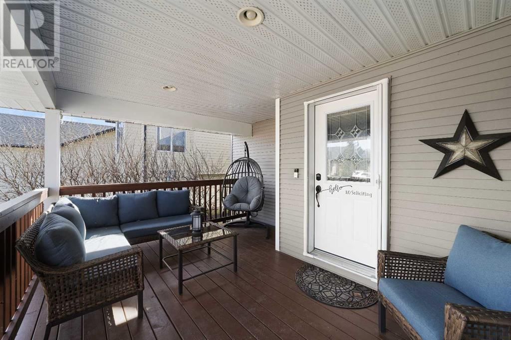 2145 25 AVENUE Image 12