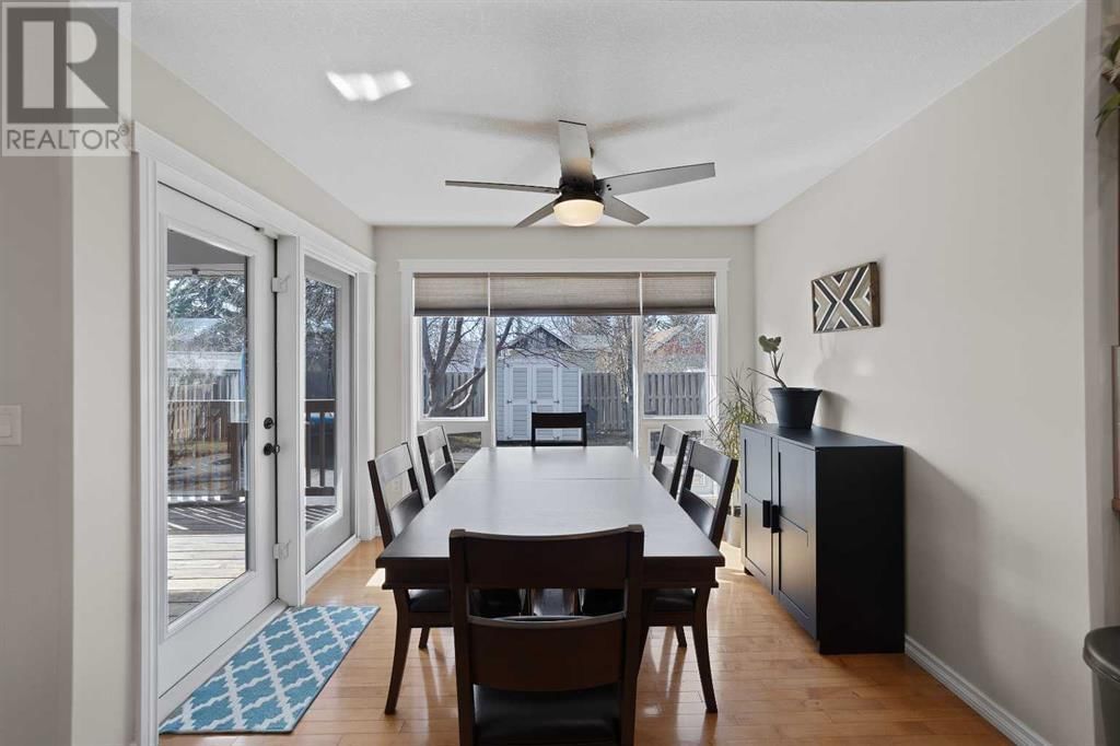 2145 25 AVENUE Image 6