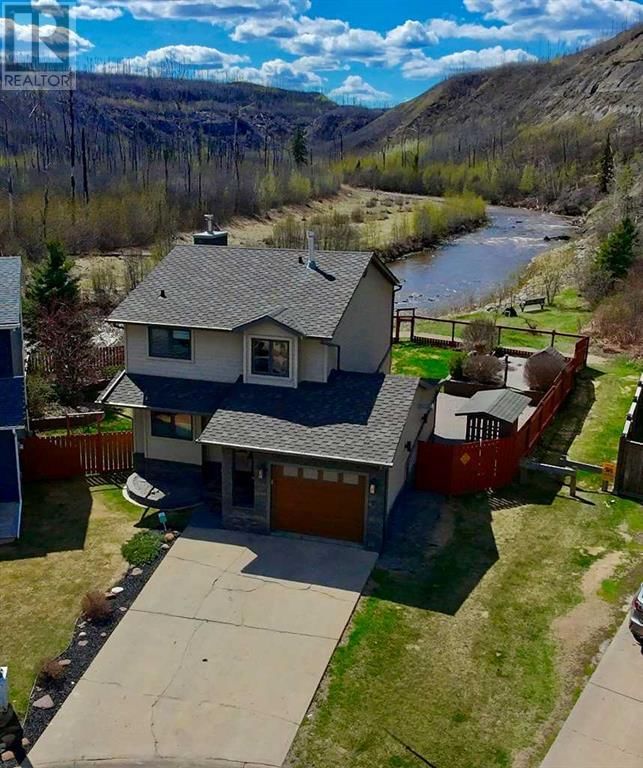 122 GOODWIN PLACE Image 1