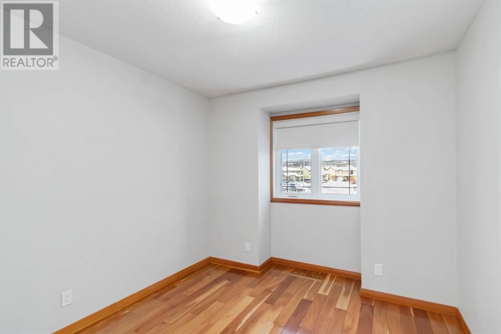 122 GOODWIN PLACE Image 21