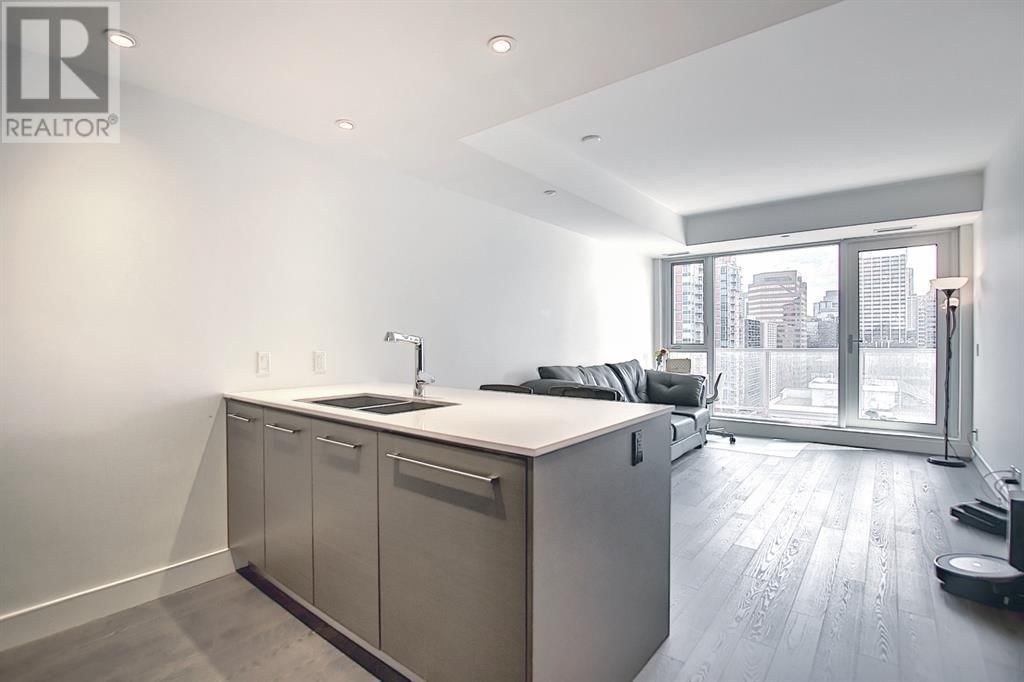 1025 5 AVENUE SOUTHWEST Image 14