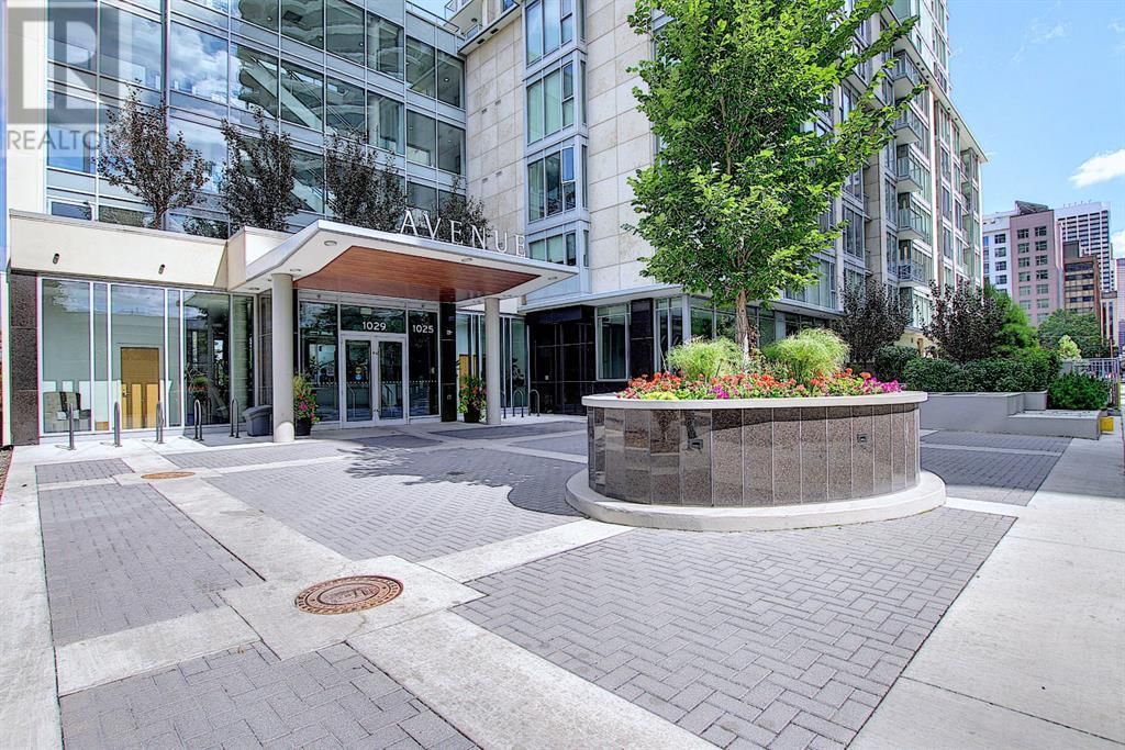 1025 5 AVENUE SOUTHWEST Image 2