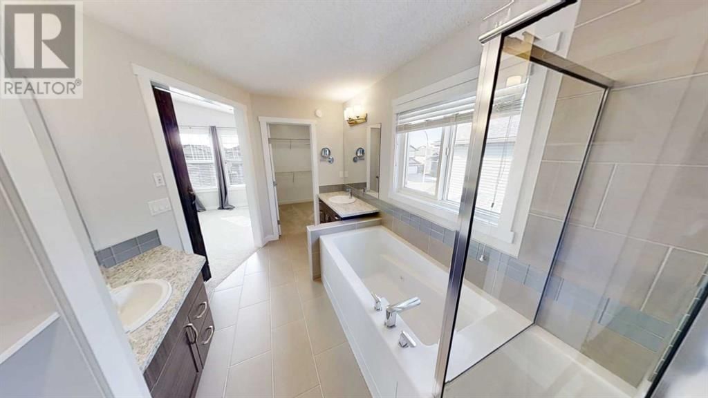 8826 86A AVENUE Image 22
