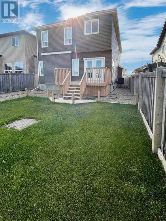 8826 86A AVENUE Image 32