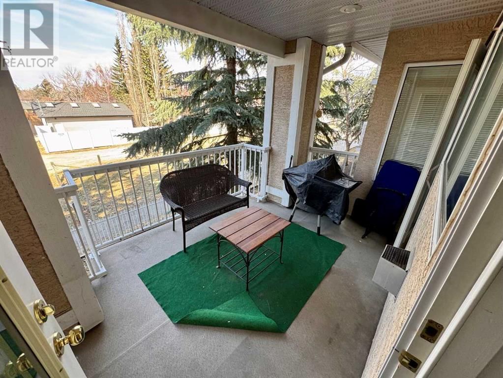 4507 45 STREET SOUTHWEST Image 14