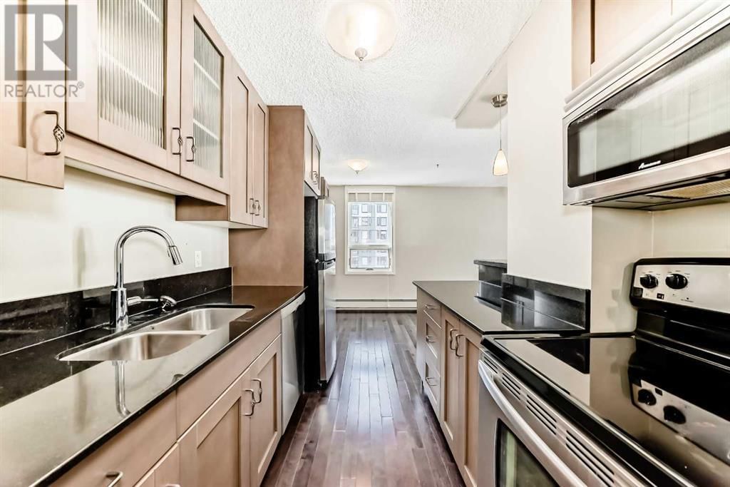 733 14 AVENUE SOUTHWEST Image 5