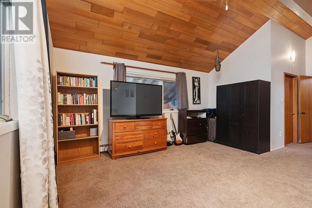 5308 37 STREET Image 27