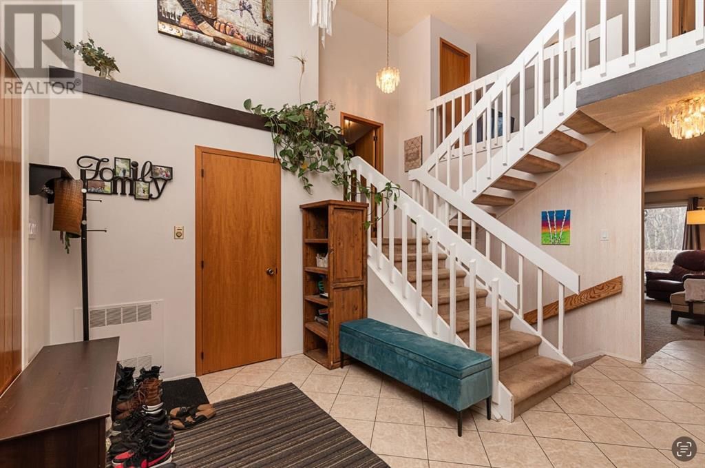 5308 37 STREET Image 5