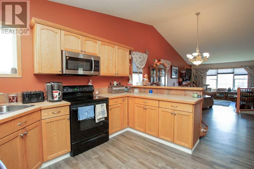 13 ROLLING HILLS RIDGE Image 13