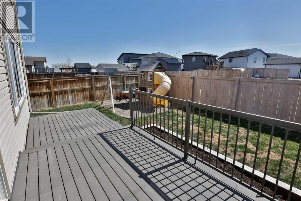 567 Firelight Place West Lethbridge, Alberta