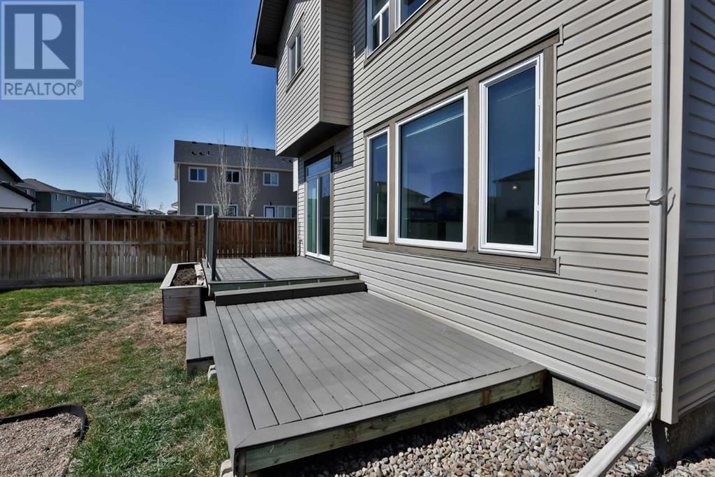 567 Firelight Place West Lethbridge, Alberta
