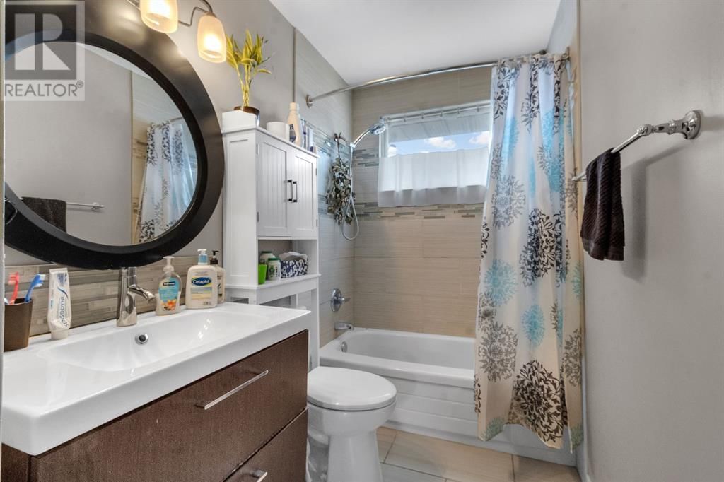 284 ACADIA DRIVE SOUTHEAST Image 17