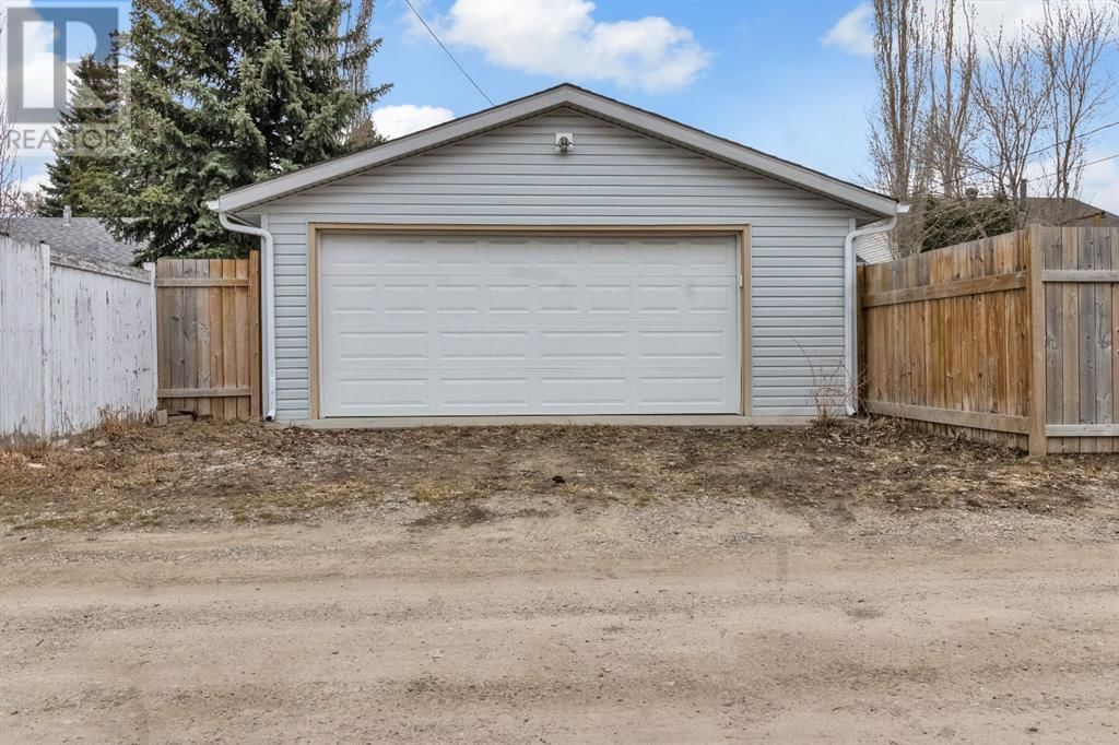 284 ACADIA DRIVE SOUTHEAST Image 37