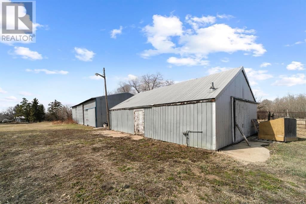 46079 RANGE ROAD 202 Image 34