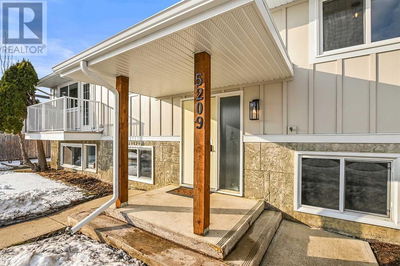Commercial for Sale in Canada