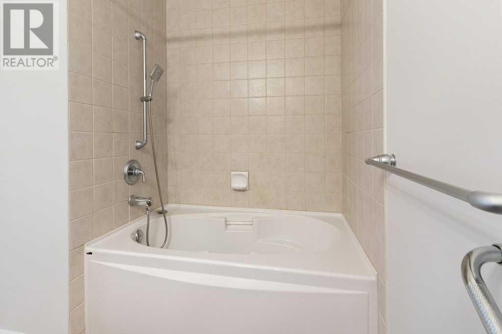 1726 14 AVENUE NORTHWEST Image 24