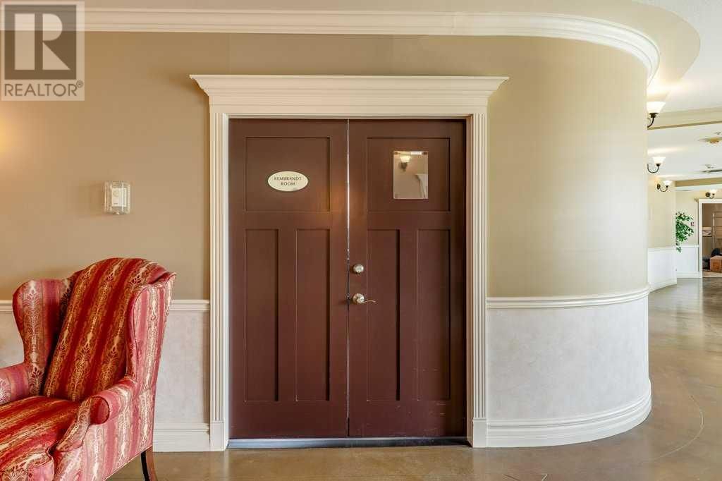 1726 14 AVENUE NORTHWEST Image 36