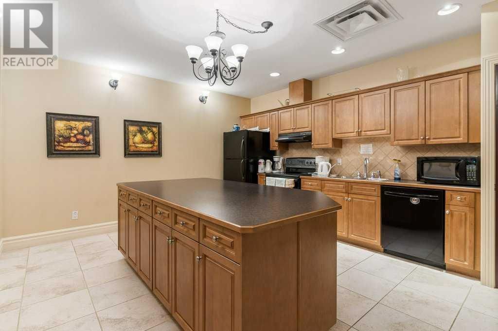 1726 14 AVENUE NORTHWEST Image 38