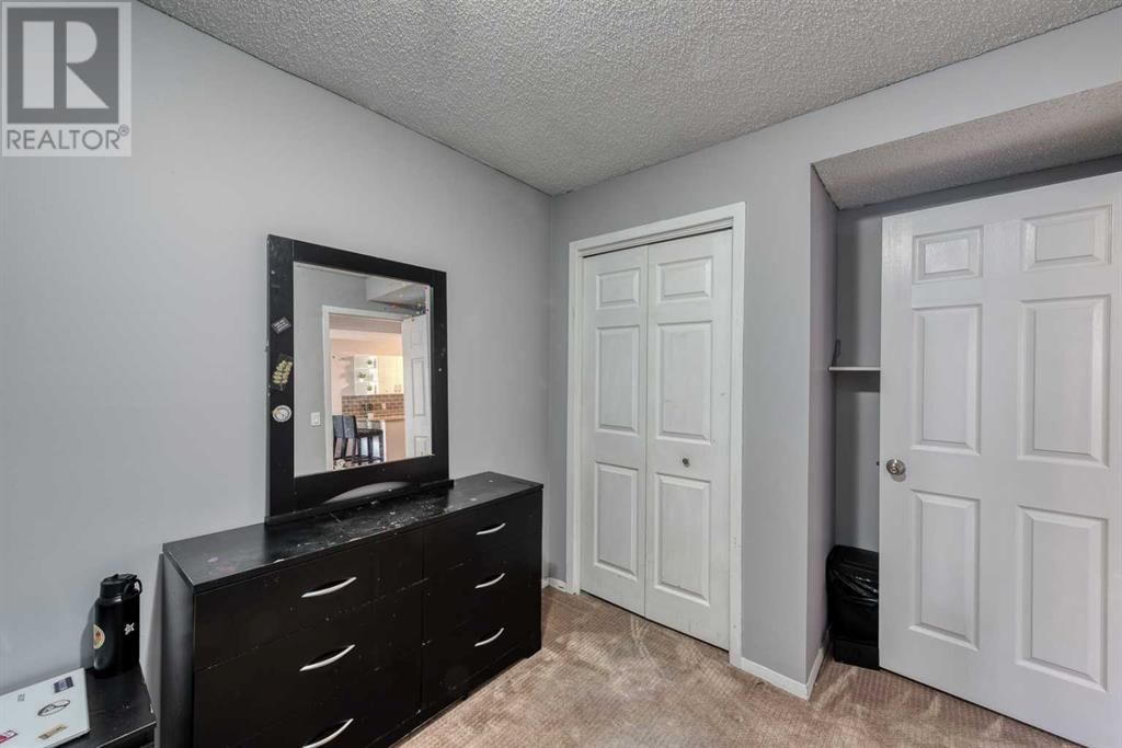 3015 51 STREET SOUTHWEST Image 10