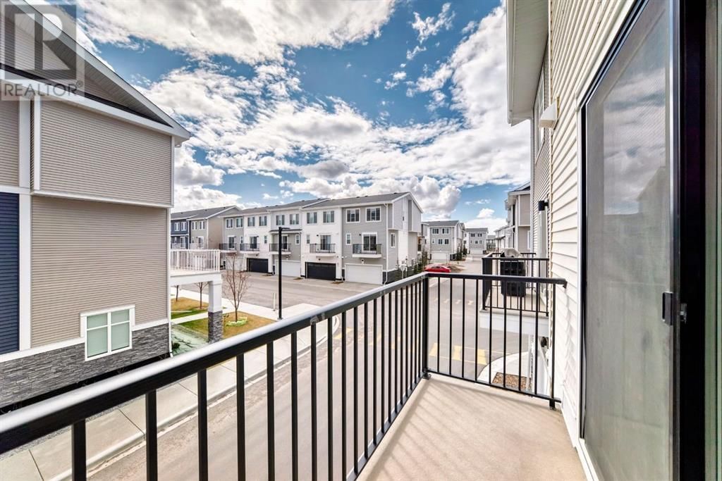 689 SAVANNA BOULEVARD NORTHEAST Image 10