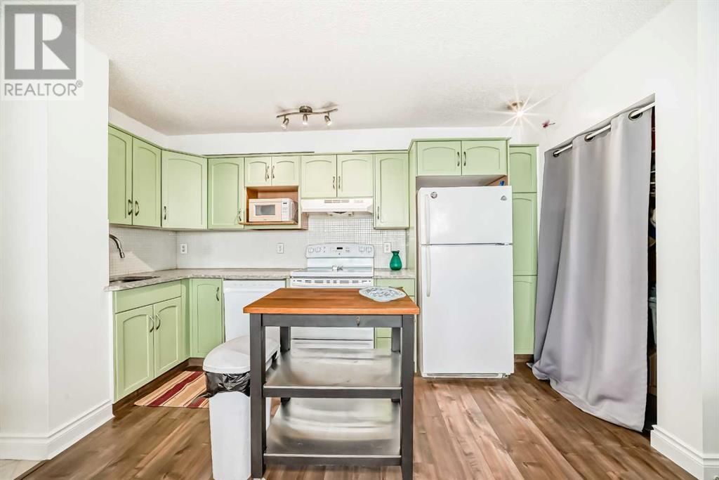 1815 26 AVENUE SOUTHWEST Image 10