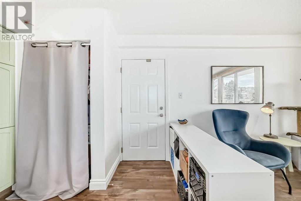1815 26 AVENUE SOUTHWEST Image 9