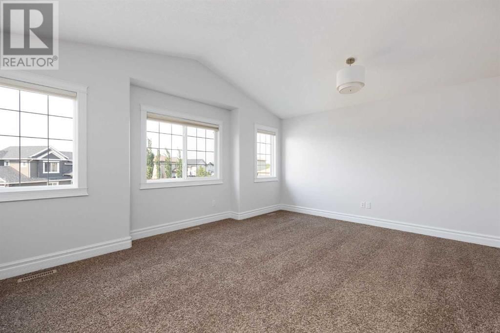 118 MAYFLOWER BAY Image 16