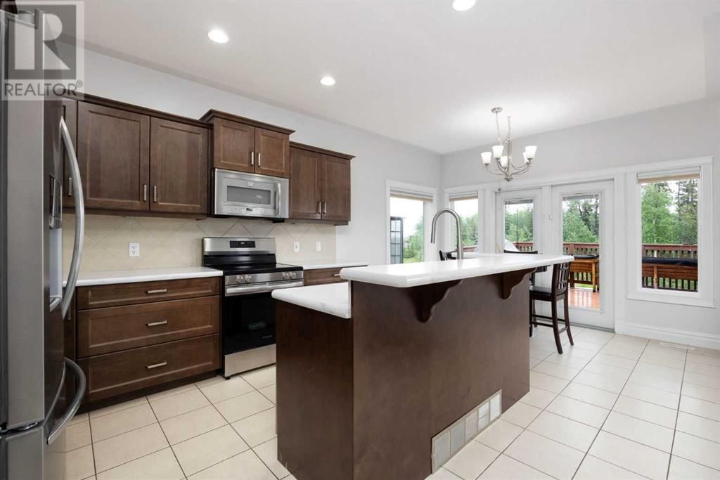 118 MAYFLOWER BAY Image 4