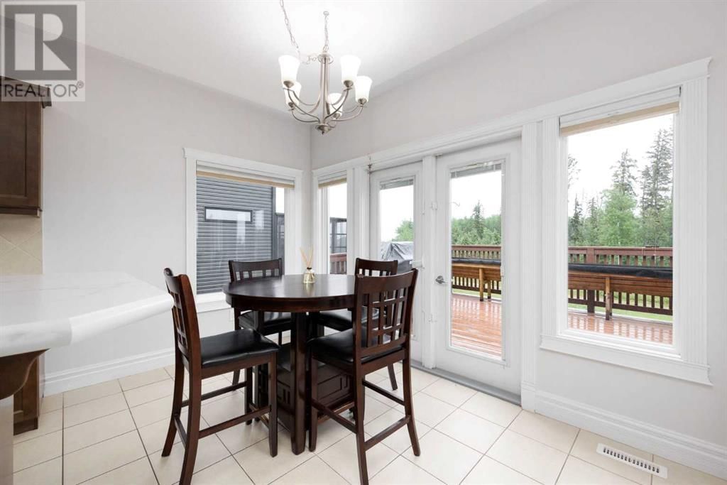 118 MAYFLOWER BAY Image 5