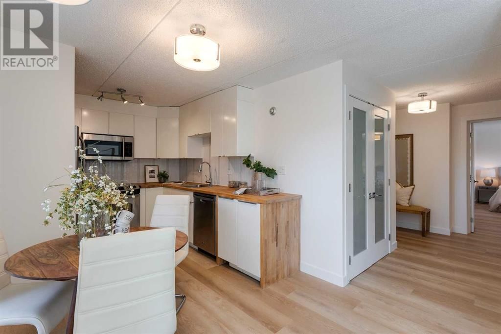 1414 12 STREET SOUTHWEST Image 19