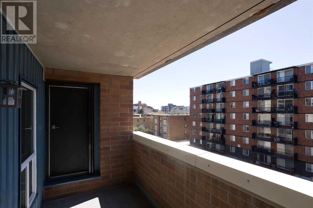 1414 12 STREET SOUTHWEST Image 21