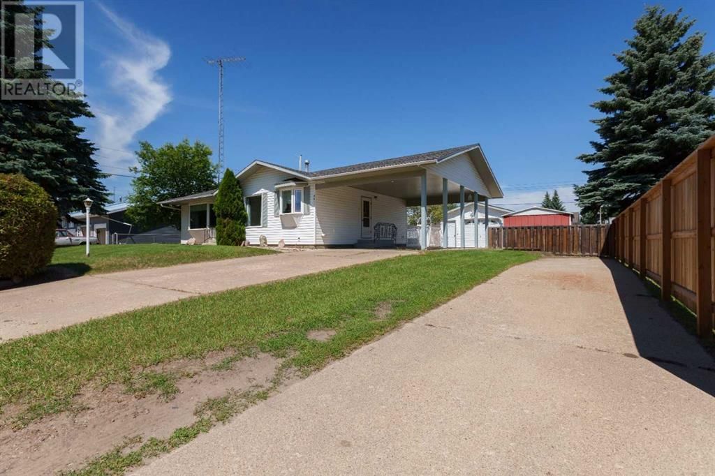 4811 51 AVENUE Image 2