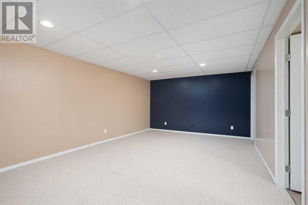 4811 51 AVENUE Image 25