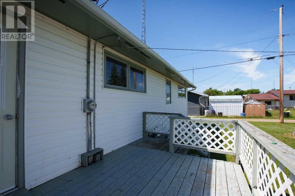 4811 51 AVENUE Image 7