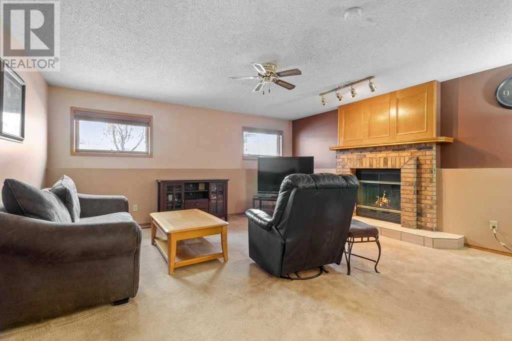 62 DUNNING CRESCENT Image 18