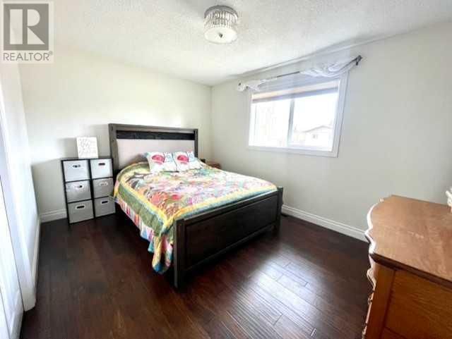 513 19 STREET Image 10