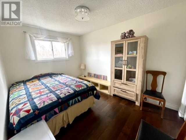 513 19 STREET Image 12