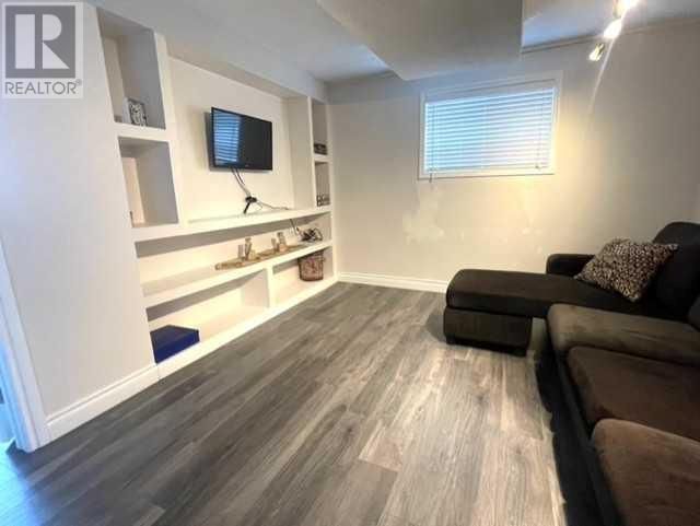 513 19 STREET Image 14