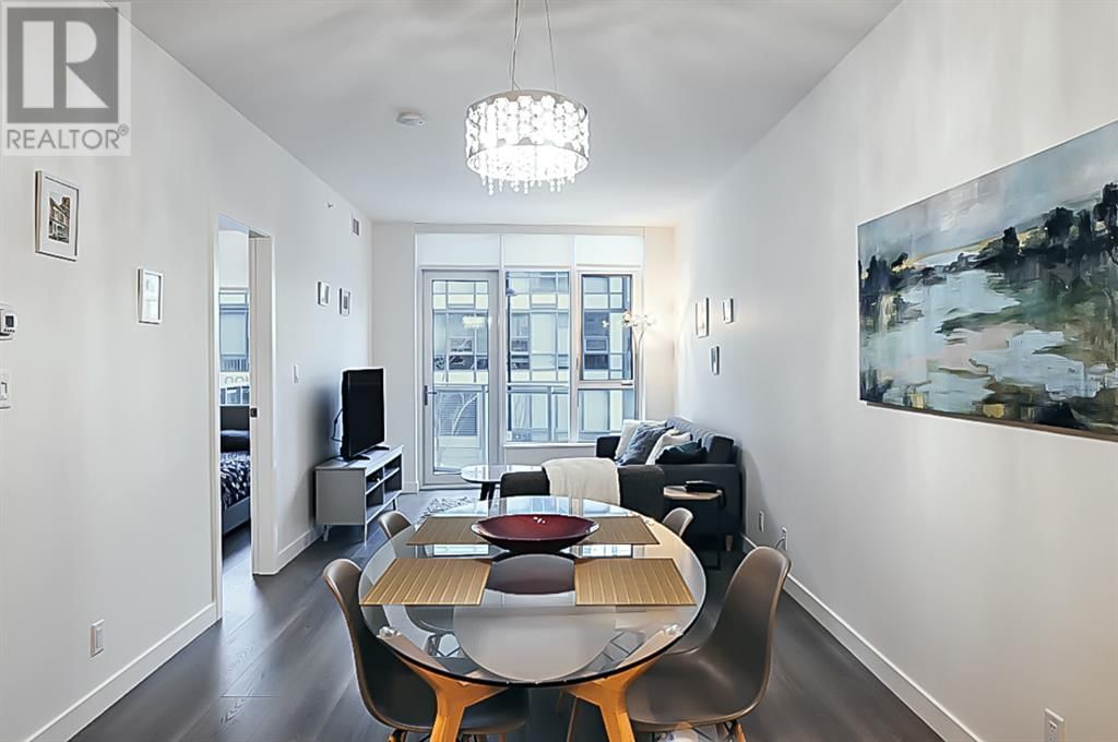 138 WATERFRONT COURT SOUTHWEST Image 8