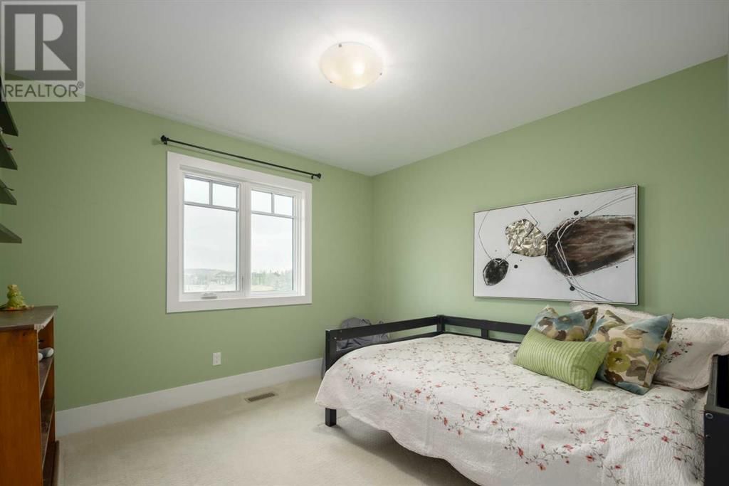172 GRANDVIEW WAY Image 35