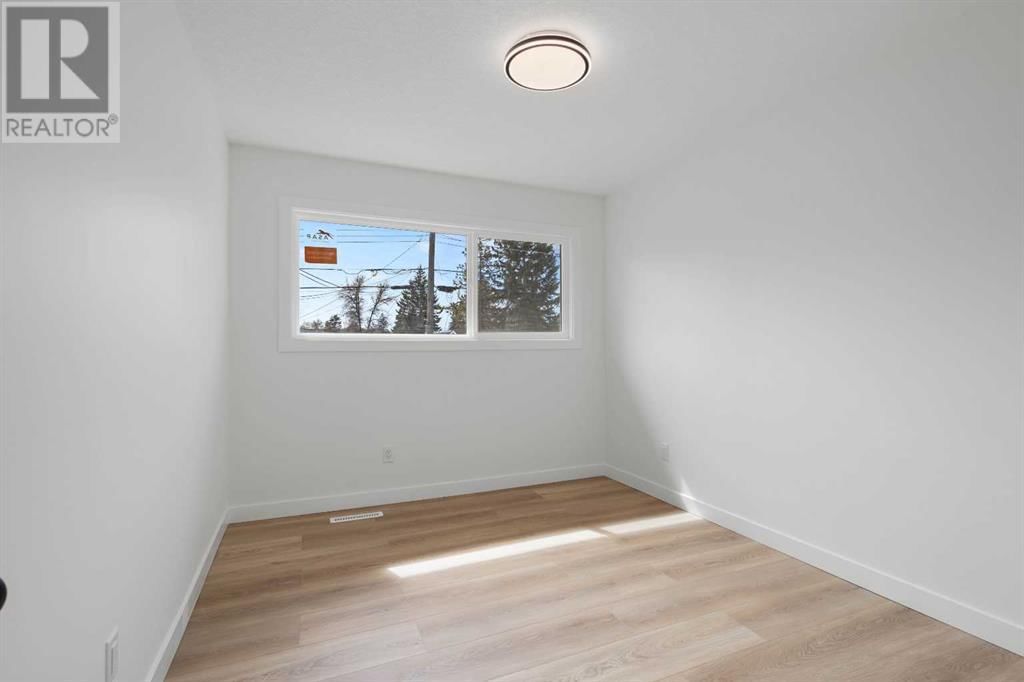 645 69 AVENUE SOUTHWEST Image 24
