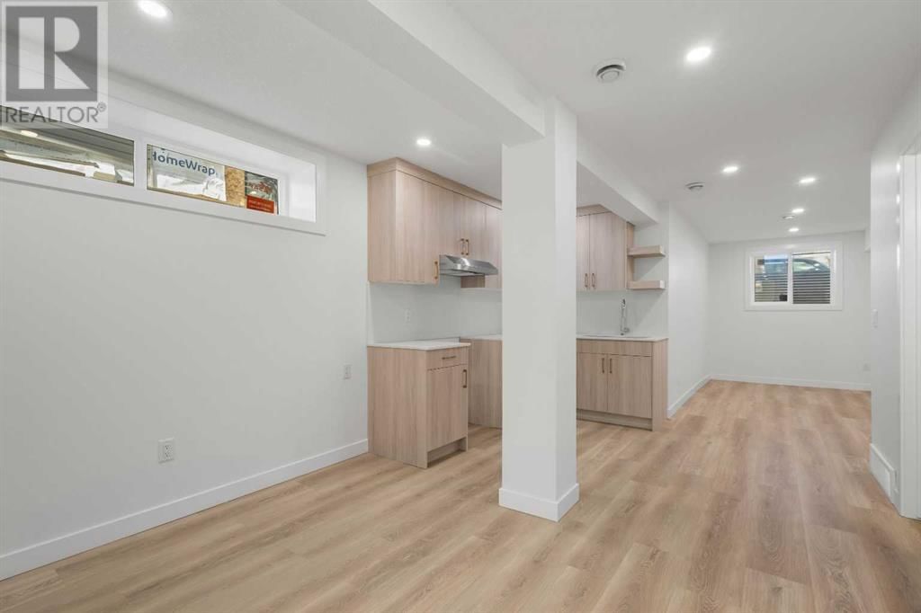 645 69 AVENUE SOUTHWEST Image 31
