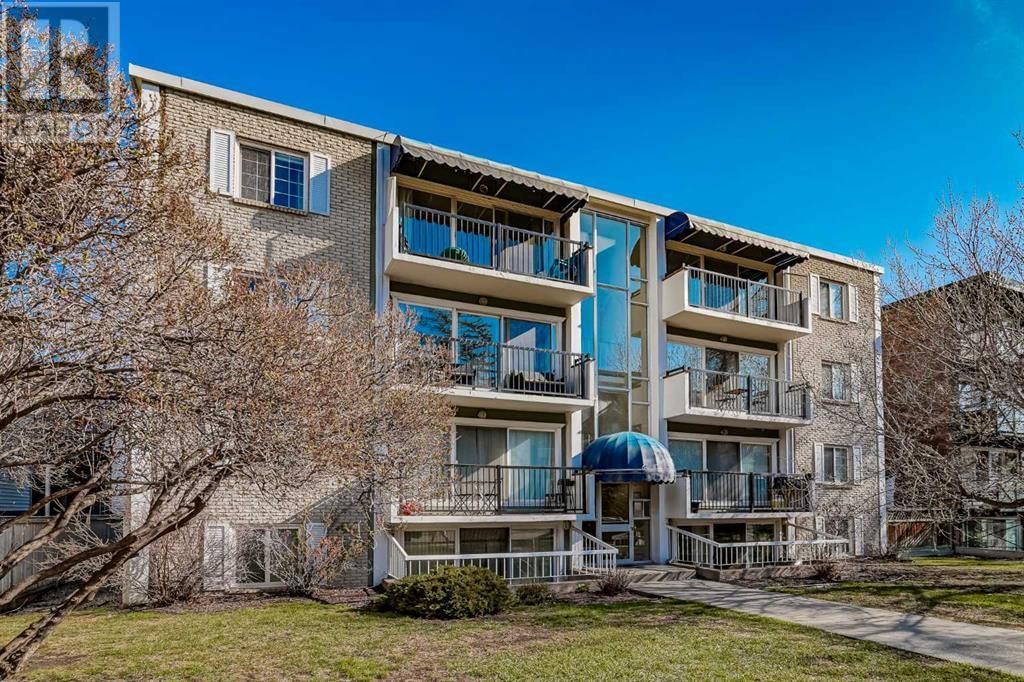 126 24 AVENUE SOUTHWEST Image 1